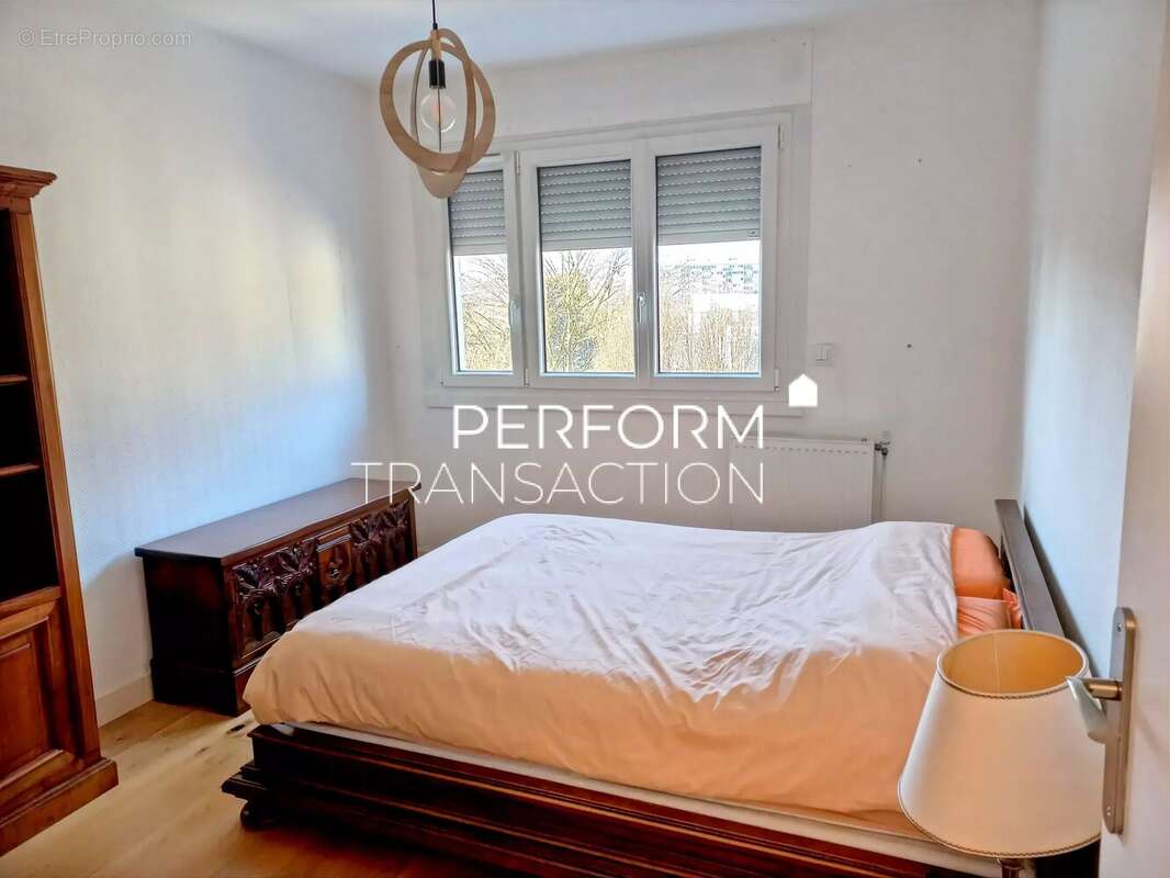 Appartement à MEYLAN