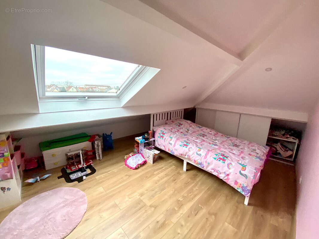 Maison 6 pièces, 4 chambres LA PLAINE - photo 8