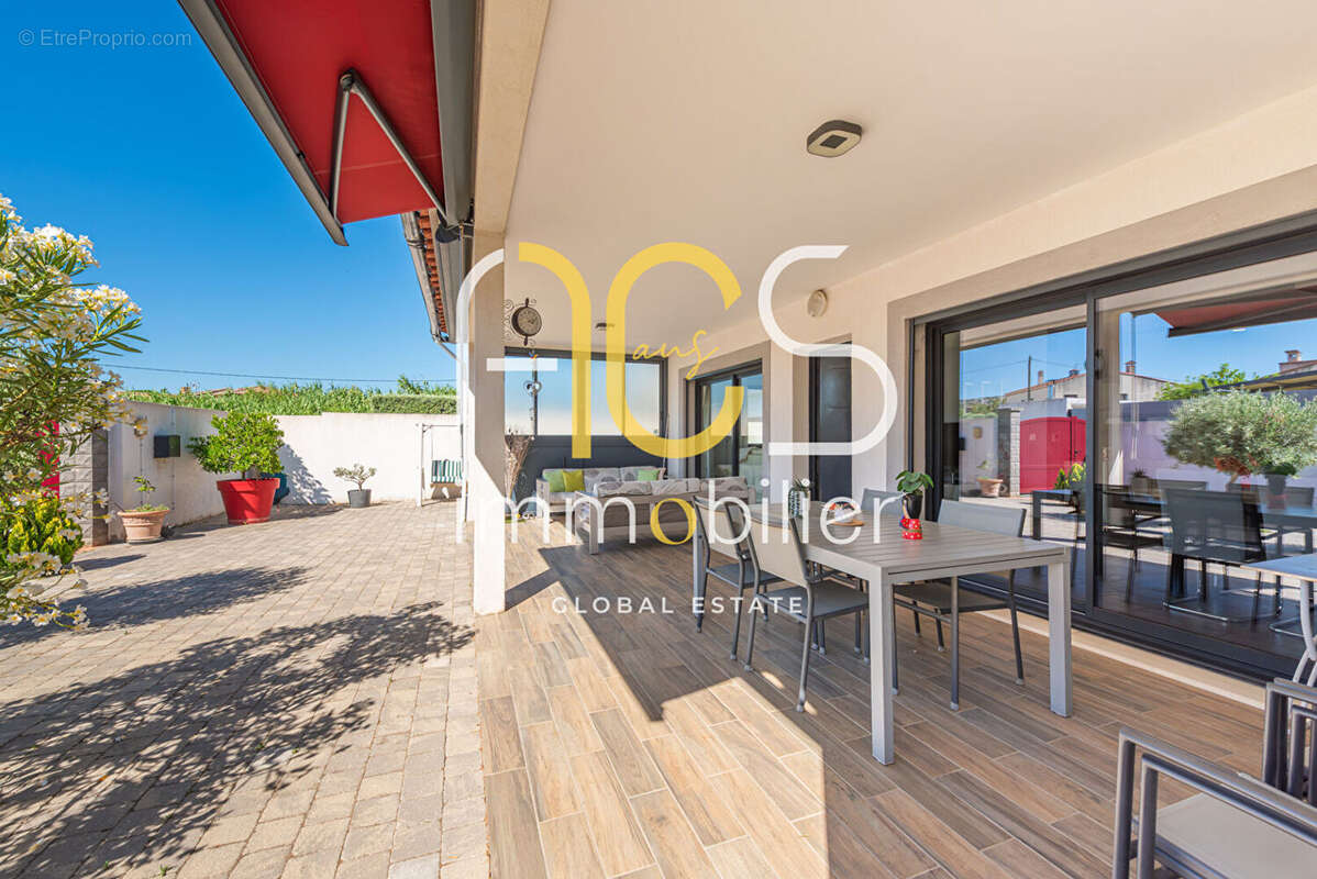 Achat Vente Maison Gignac-la-Nerthe  4 pièces 114m2 Jardin Garage - photo 7