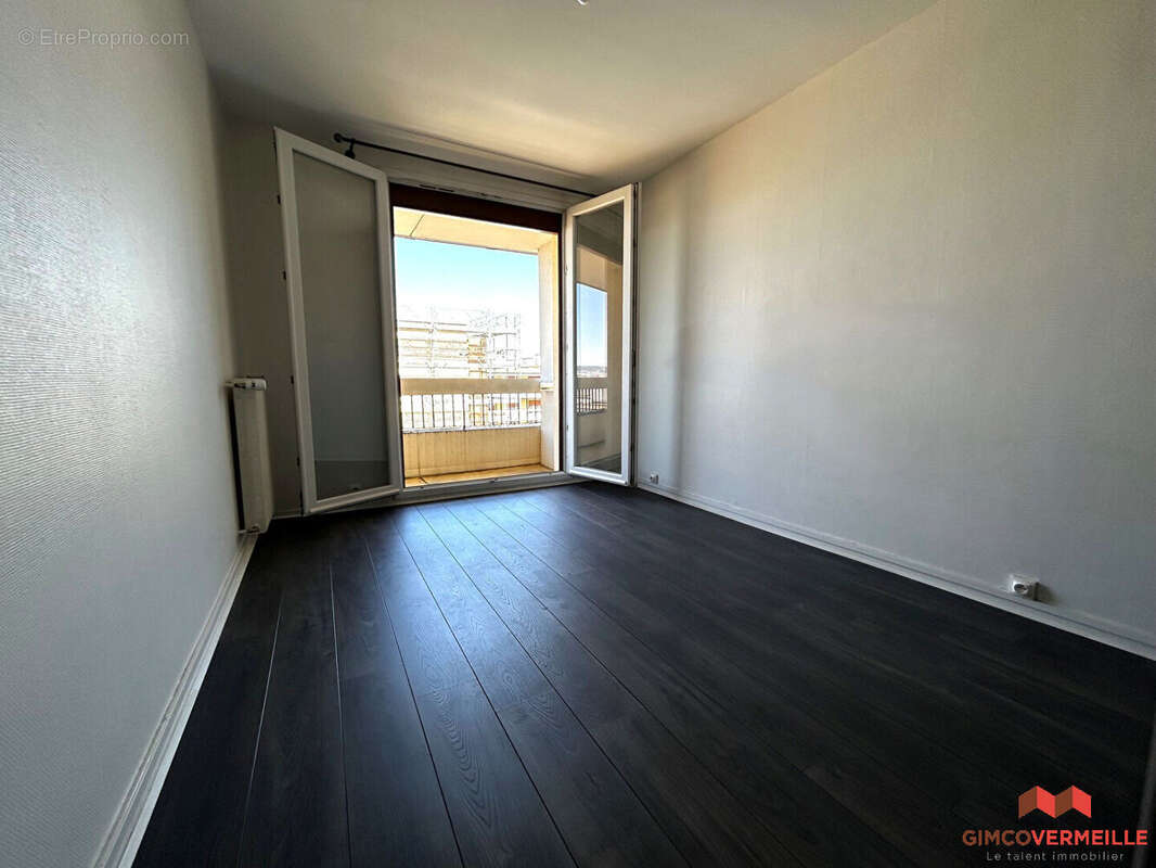 Appartement 79 m² à Poissy  - photo 10
