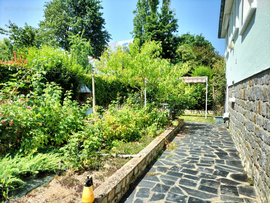 Maison à LAVAL