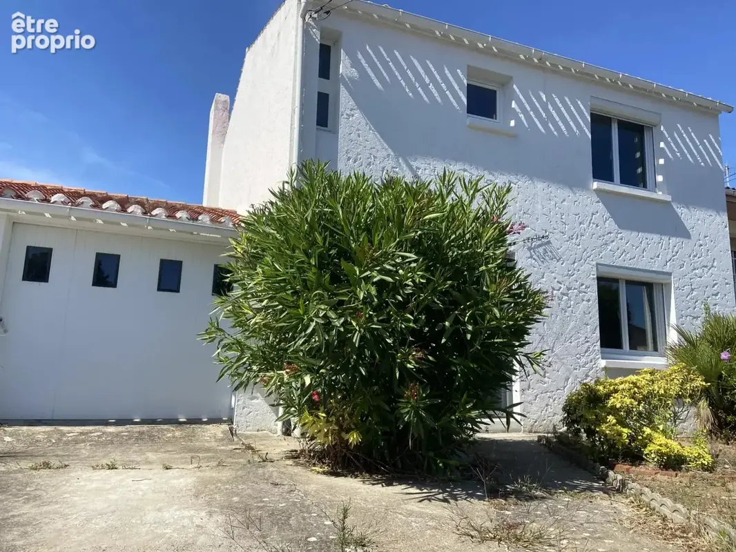 Photo Maison à Les Sables-D'olonne au prix de 296 400€