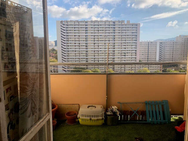 Appartement à MARSEILLE-9E