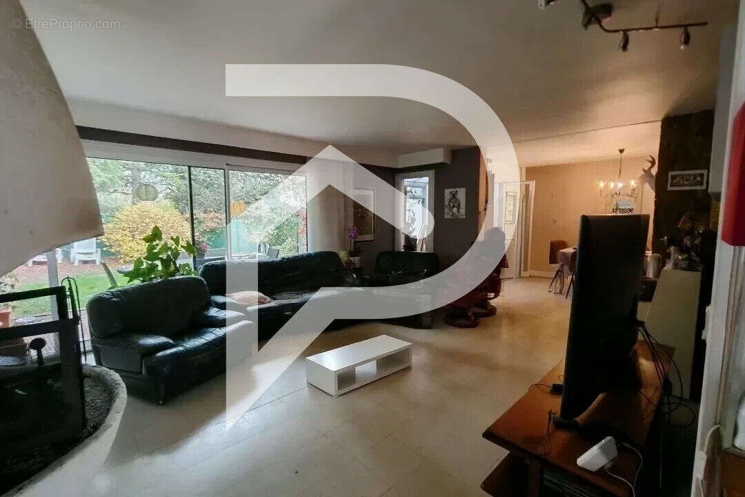 Maison à L'ISLE-ADAM