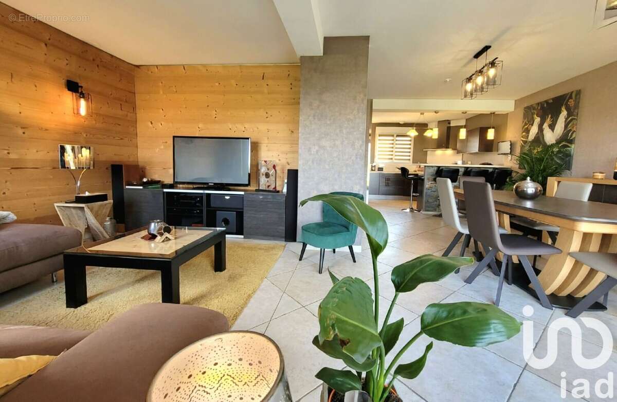 Photo 4 - Maison à VRY