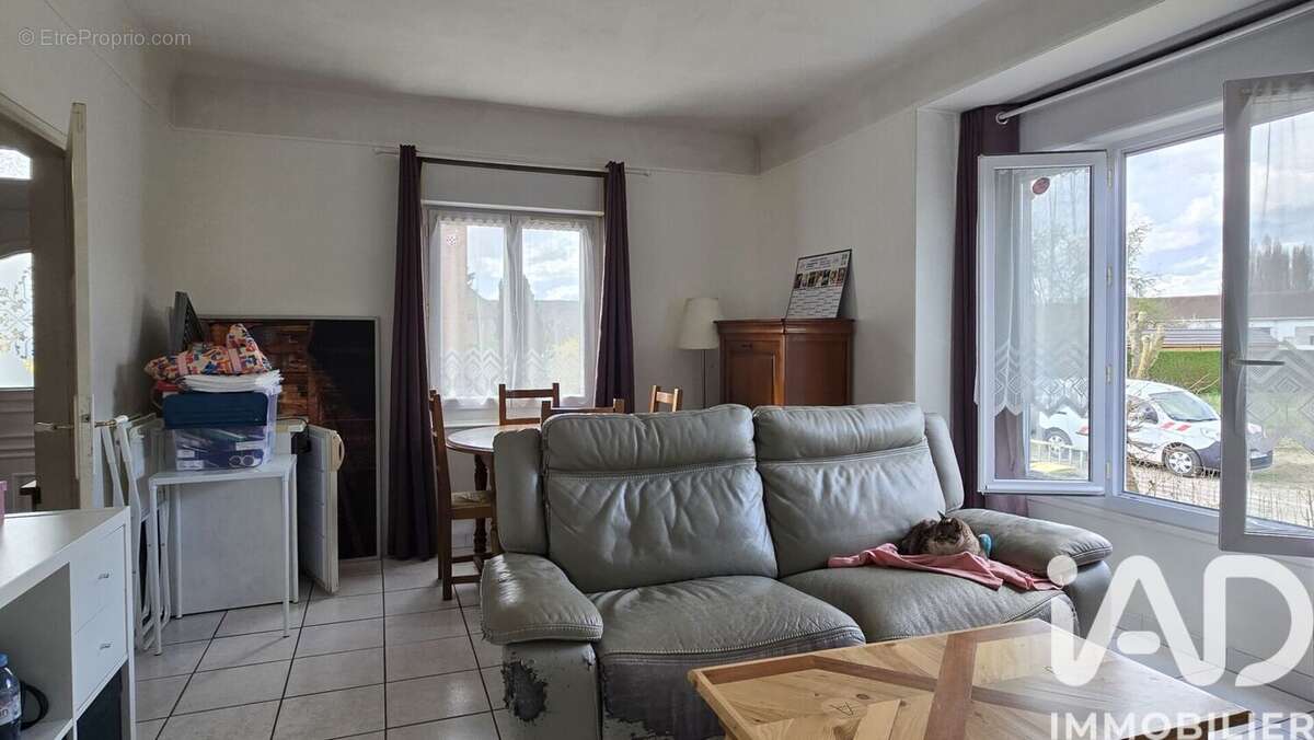 Photo 2 - Maison à SAINT-MARCEL