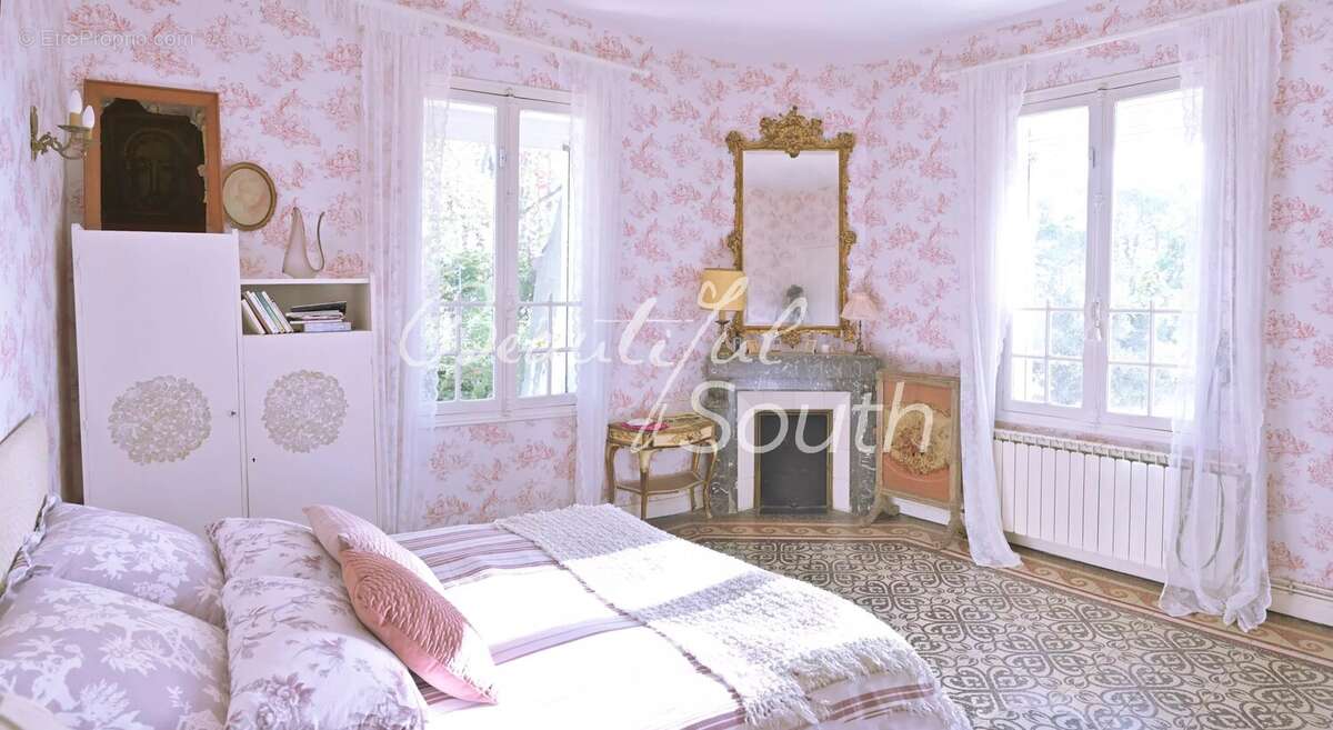 Maison de maître avec dependance, parc et piscine, proche perpignan - photo 12
