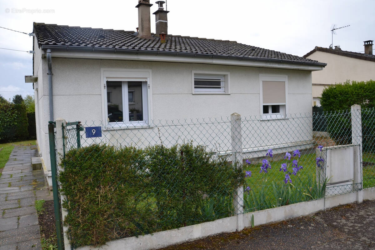 Maison à PONT-DE-L&#039;ARCHE