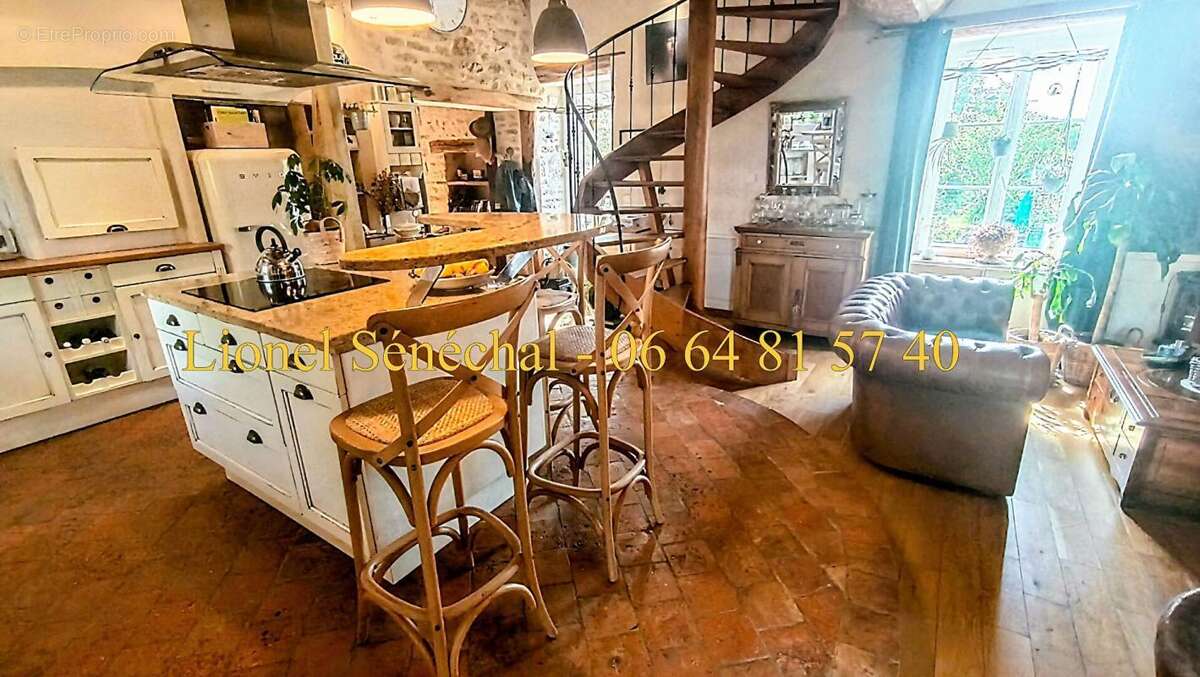 Demeure de prestige en pierre avec piscine et dépendances - Aux portes des Alpes Mancelles et à 10 mn d' Alençon - photo 10