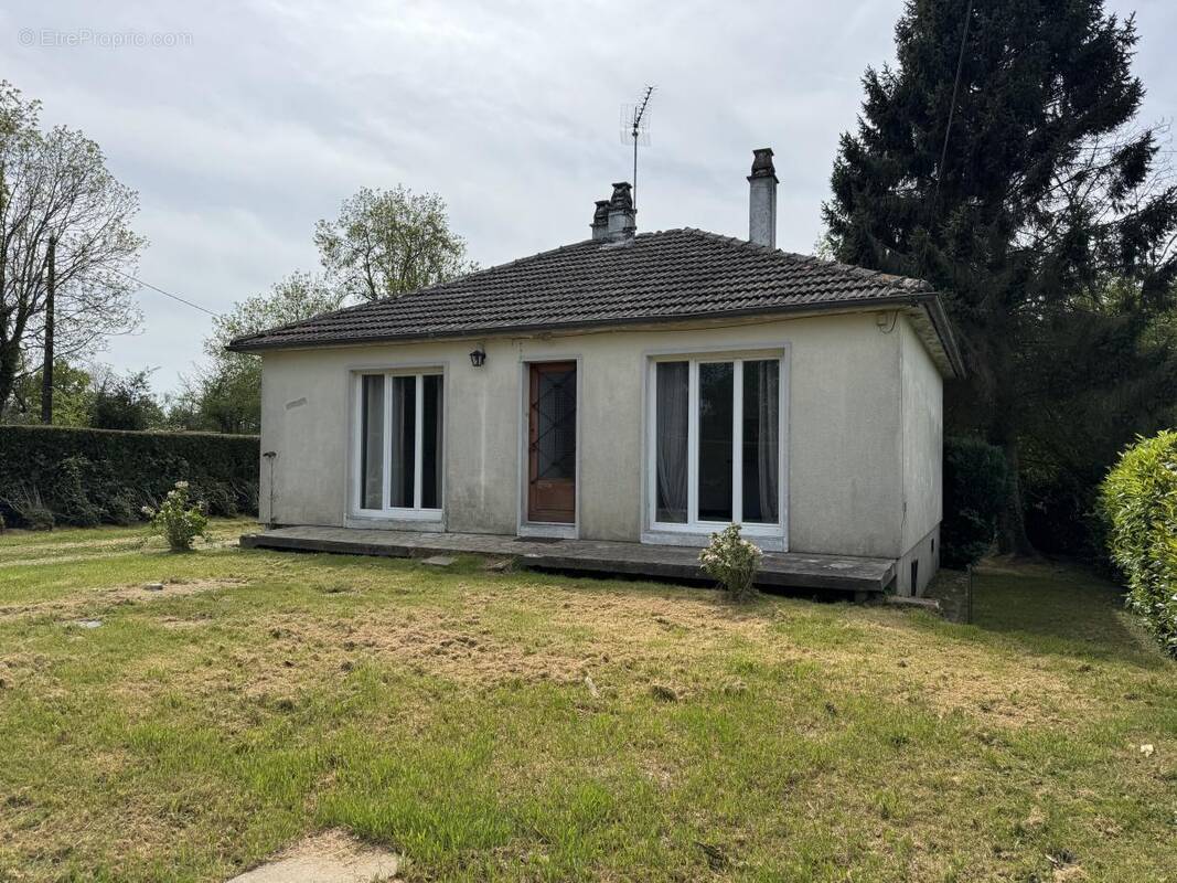 Maison à BEAUMONT-EN-AUGE