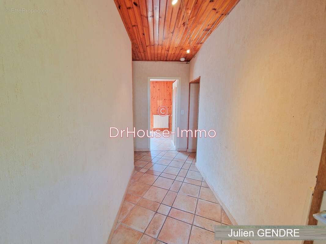 Maison à CHEF-BOUTONNE