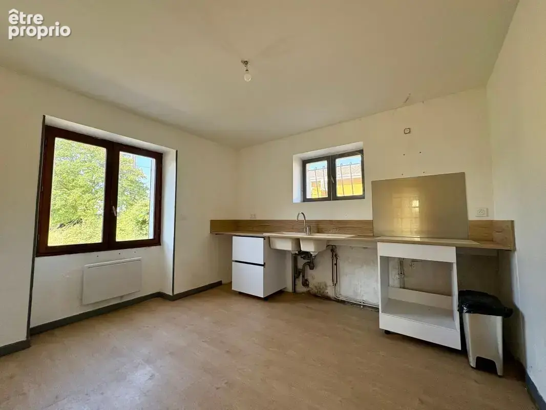 Bien Commercial À Vendre - photo 2