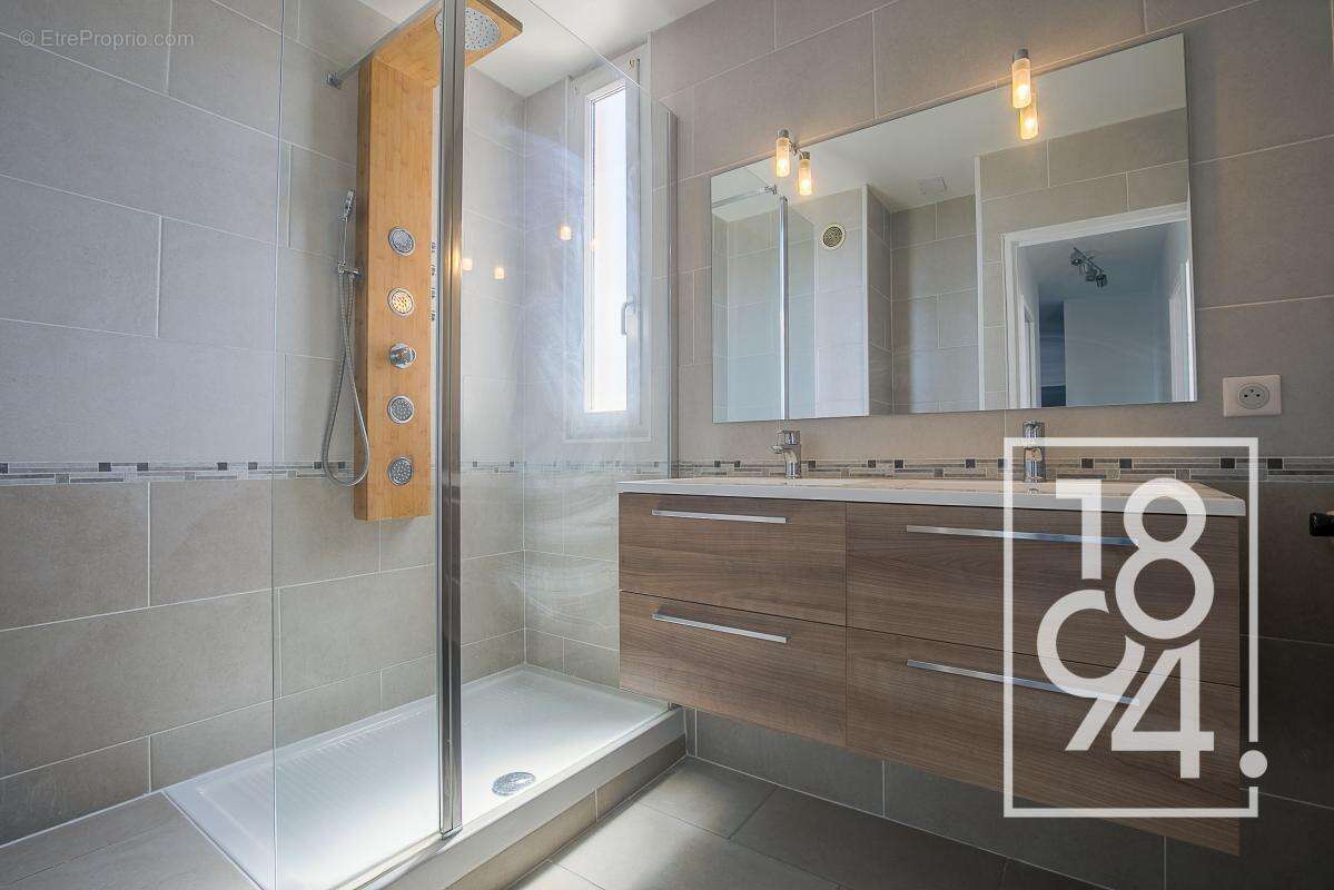 Appartement à MARSEILLE-13E