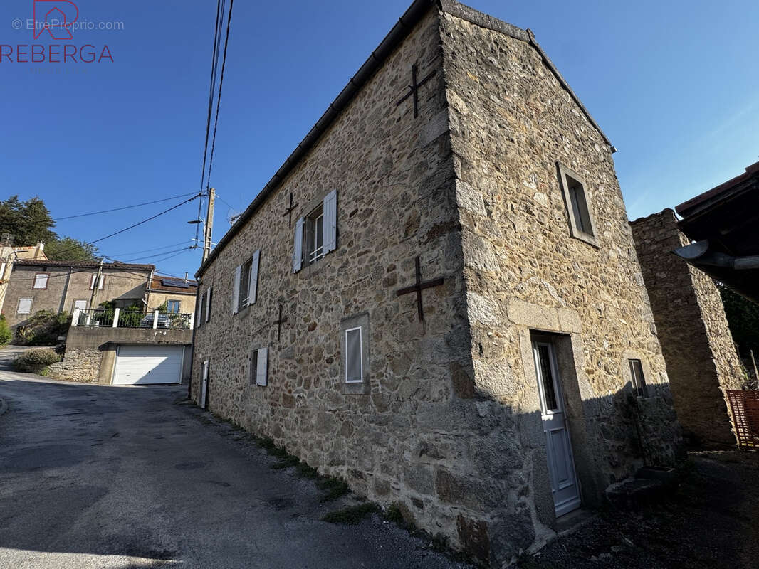 Maison 96 m² à Mazamet  - photo 13