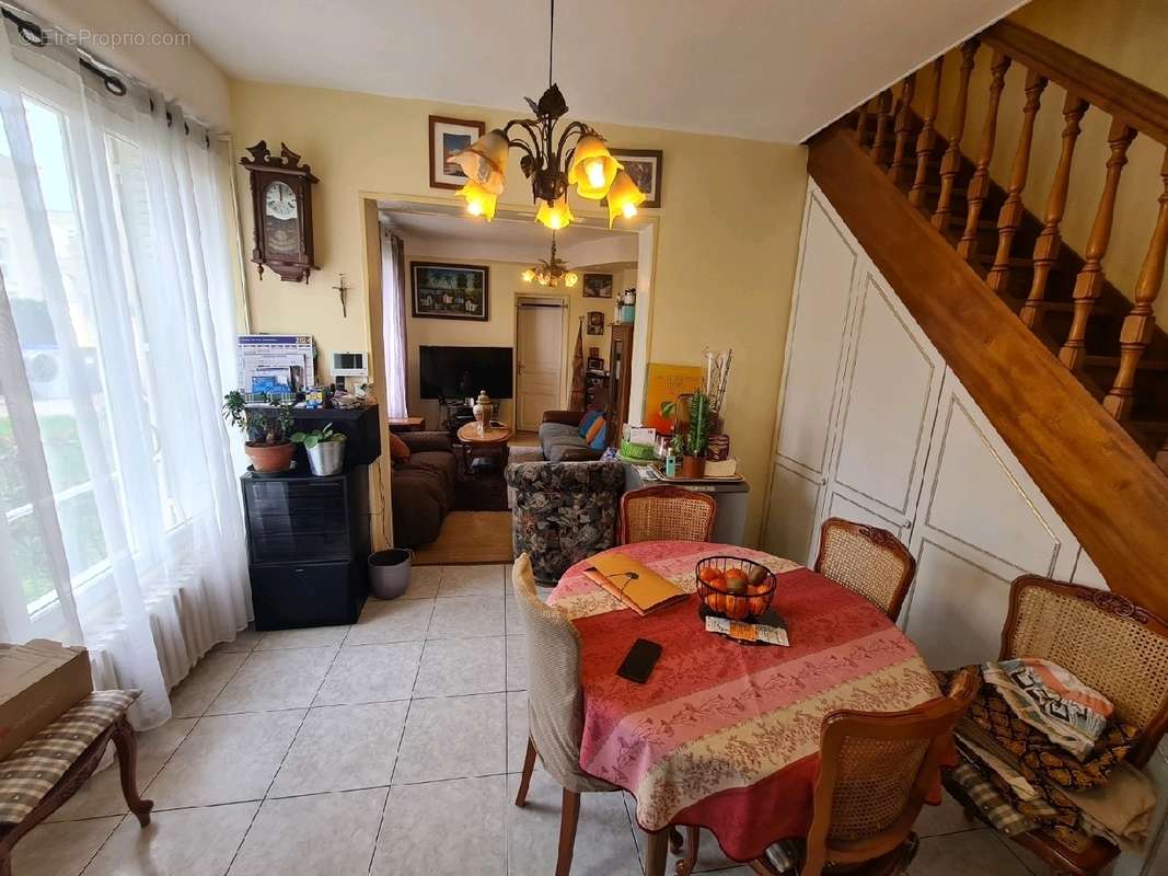 Maison à LIVRY-GARGAN