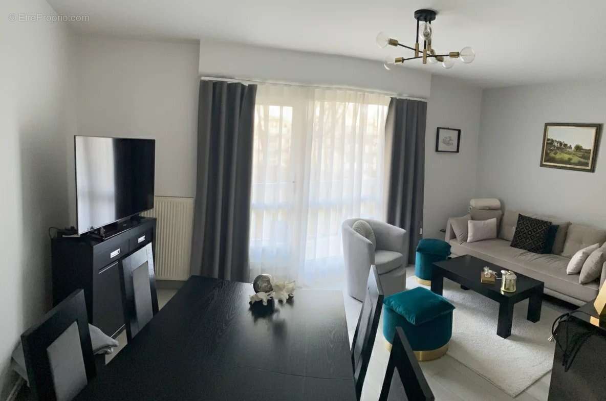 Appartement à LE PLESSIS-TREVISE