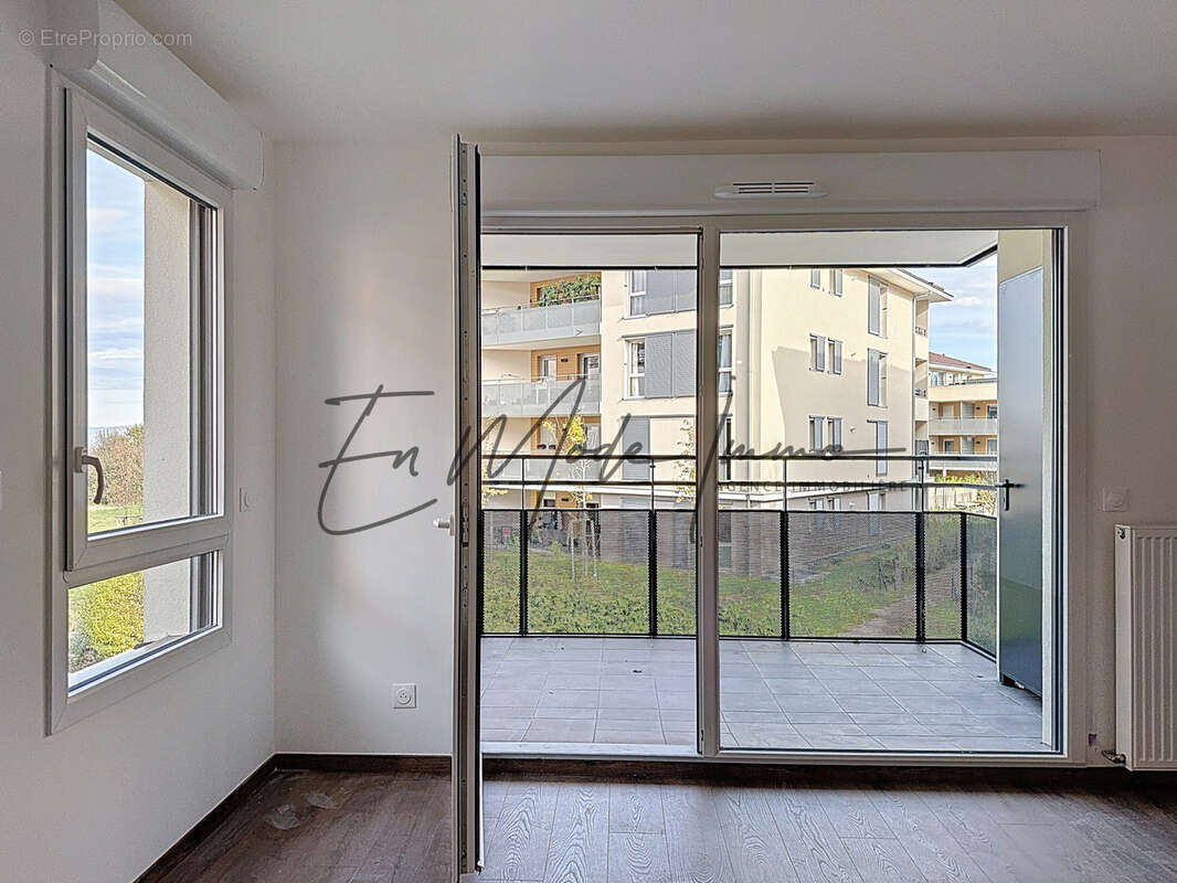 Appartement à LA ROCHE-SUR-FORON