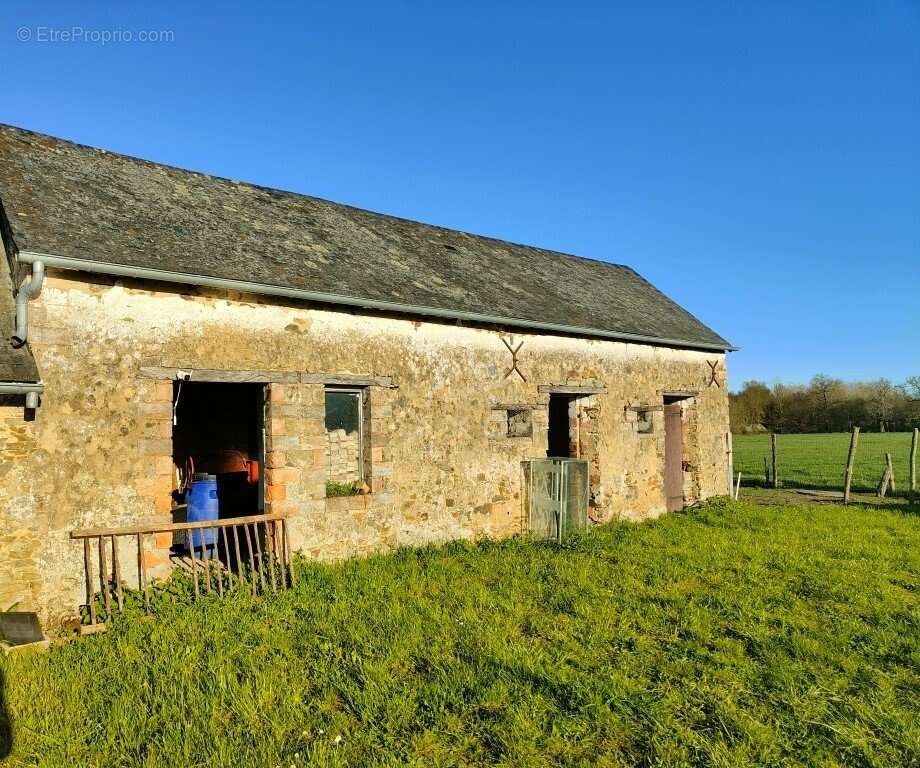 Maison à MORANNES
