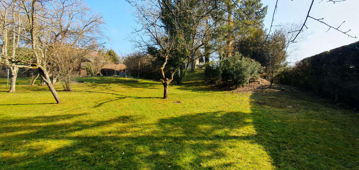 Maison à CRANVES-SALES