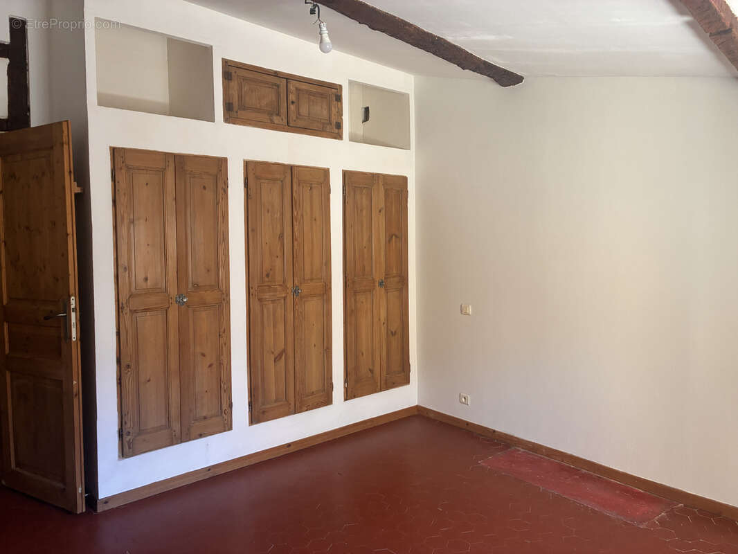 Maison à SAINT-CHAMAS