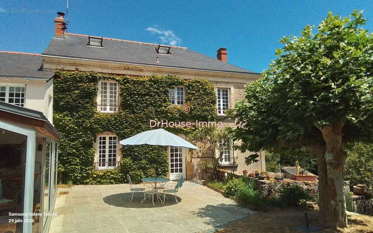 Maison 8 pièces 260 m² à vendre à Aubigne-Sur-Layon (49540) - photo 19