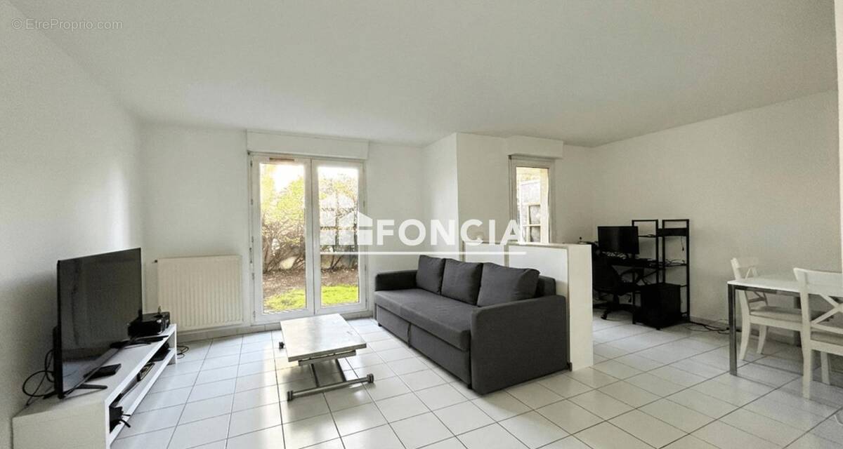 Appartement à LATTES