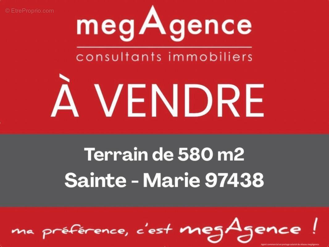 Terrain à SAINTE-MARIE