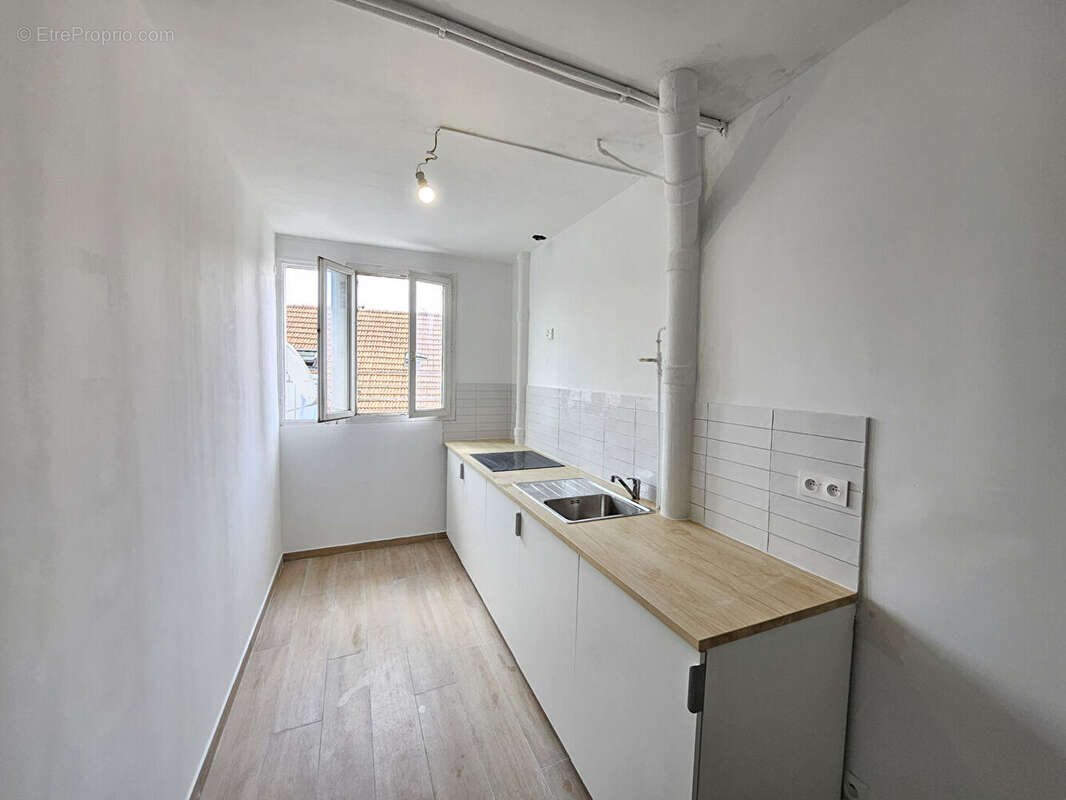 Appartement à AUBERVILLIERS