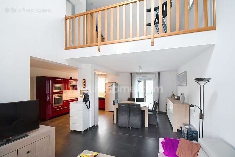 Maison à LEXY