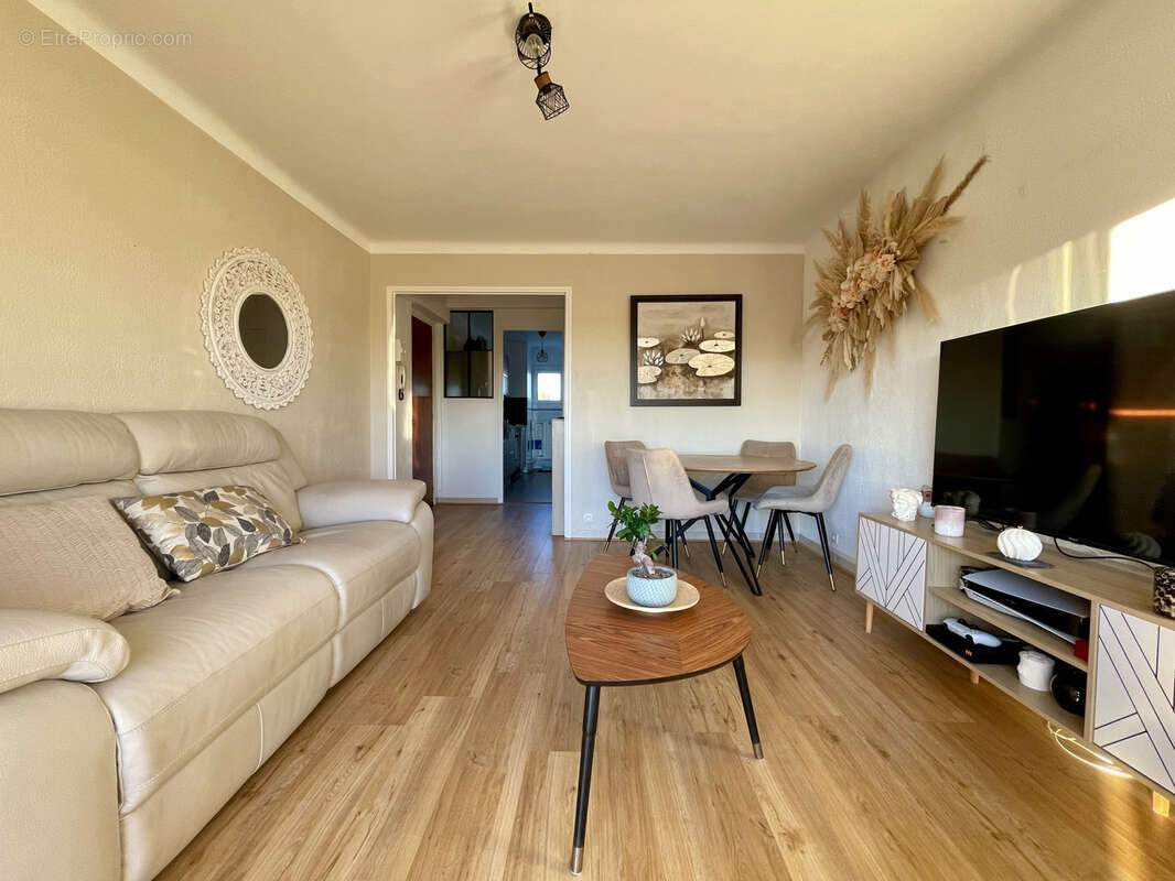 Appartement à HYERES