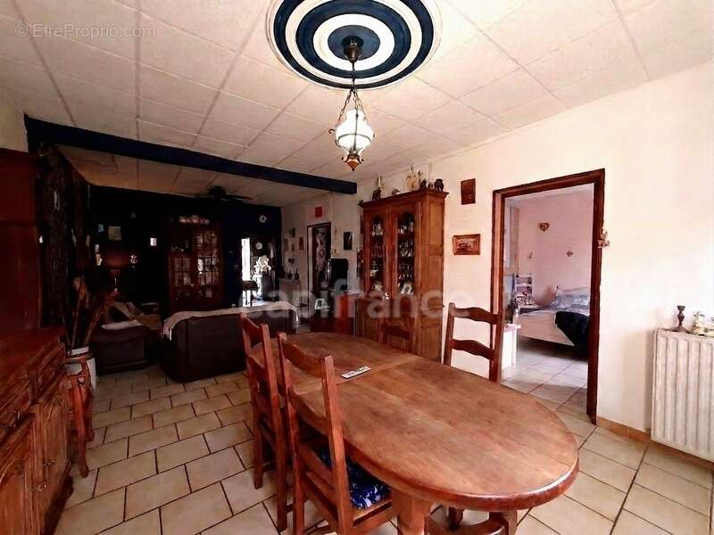 maison de plain-pied 3 pièces traditionnelle de campagne 80 - photo 2