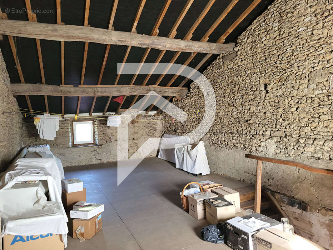 Maison Dommartin Le Saint Pere 4 pièce(s) - photo 17