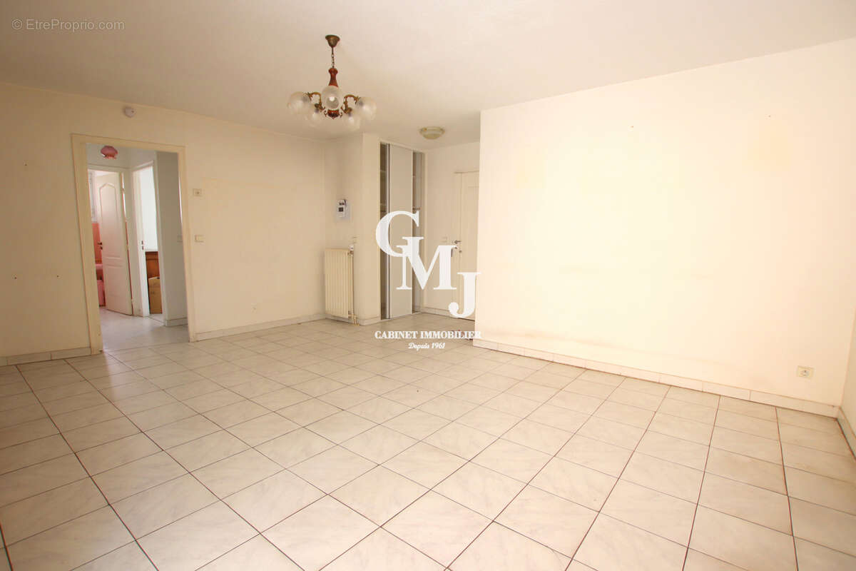 Appartement à SAINT-RAPHAEL