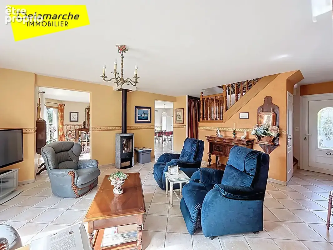 A vendre maison Brehal  7 pièces 168 m2 proche des commerces - photo 4