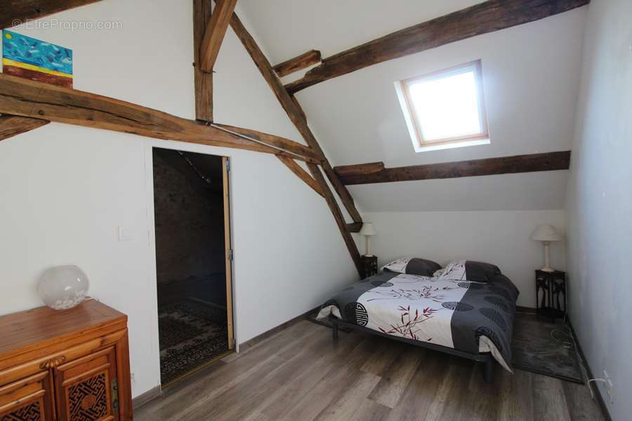 Maison à BRINON-SUR-BEUVRON