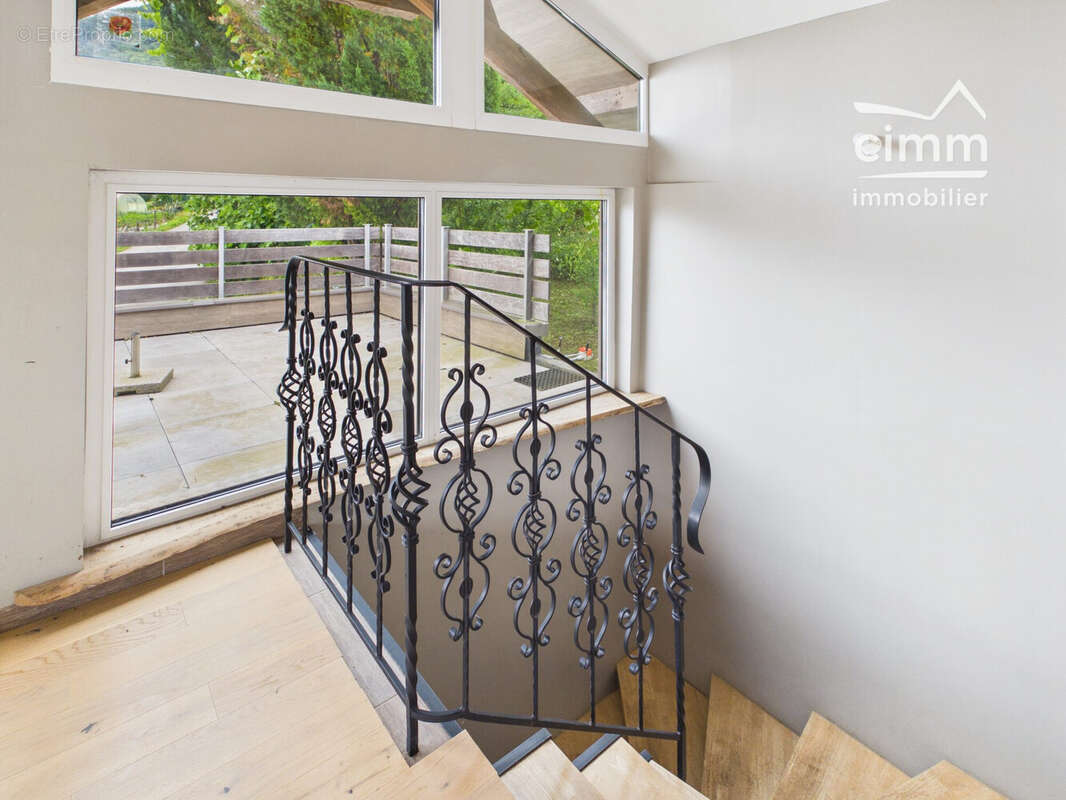 Maison 109 m² à Saint-Gervais  - photo 8