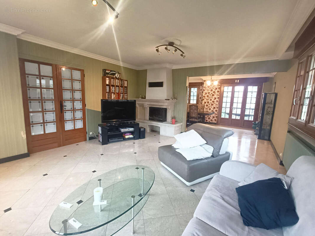 Maison à PONT-DE-CHERUY