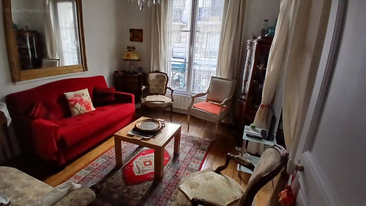 Appartement à PARIS-15E