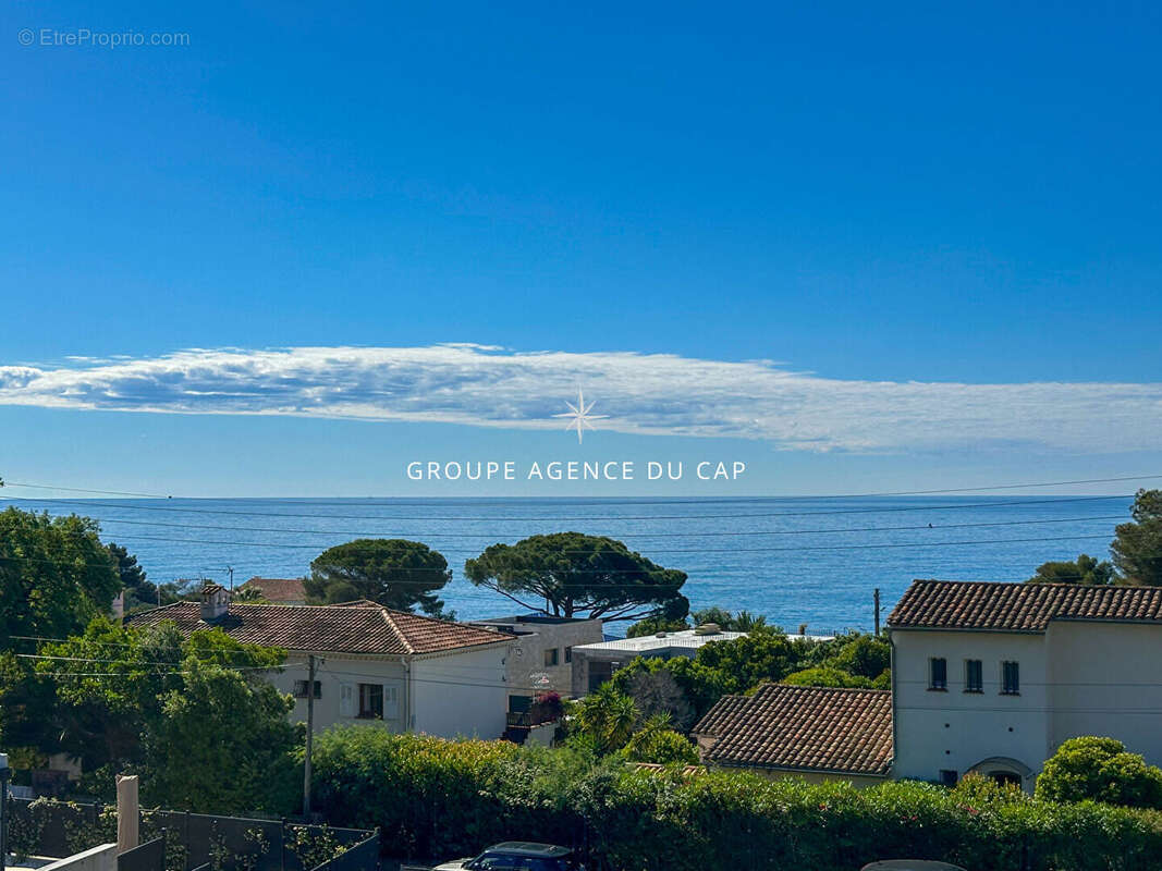 Villa de 260m2 avec vue mer piscine jacuzzi,a 300 mètres des plages des issambres - photo 2