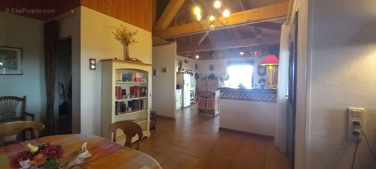 Maison à LABATUT-RIVIERE