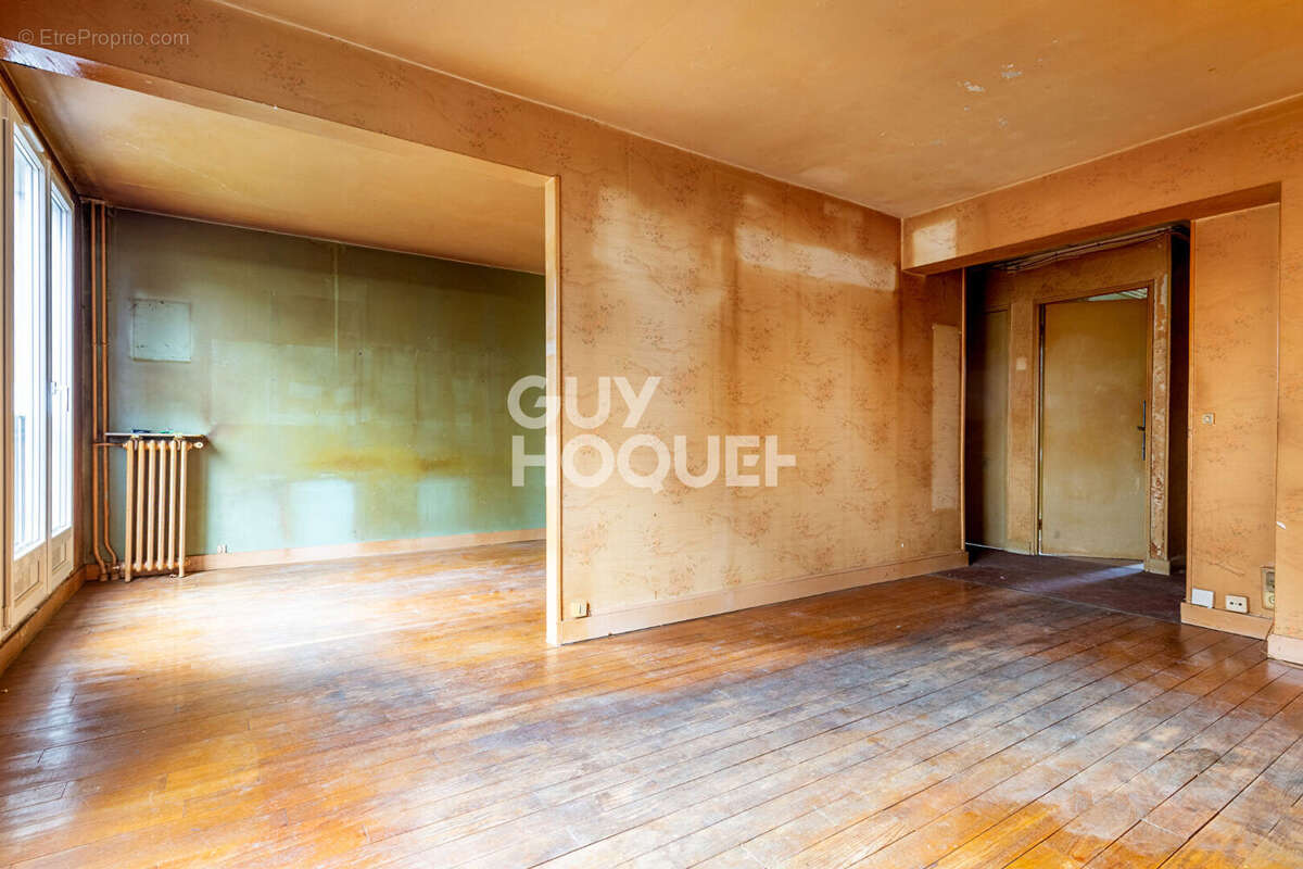 Appartement à PARIS-15E
