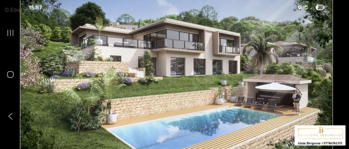 Terrain à MOUGINS