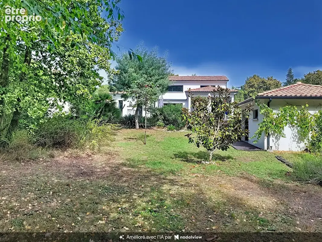 Maison Le Pian Medoc  6 pièce(s) 197 m2 - photo 16