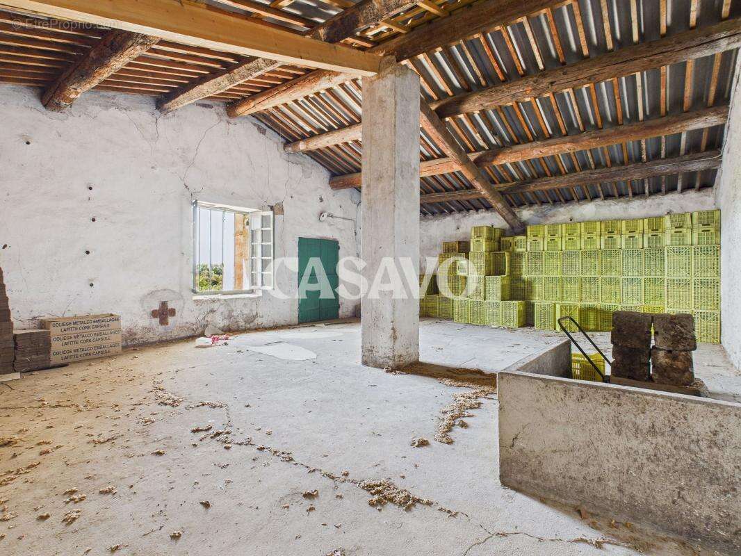 Maison à LA FARE-LES-OLIVIERS