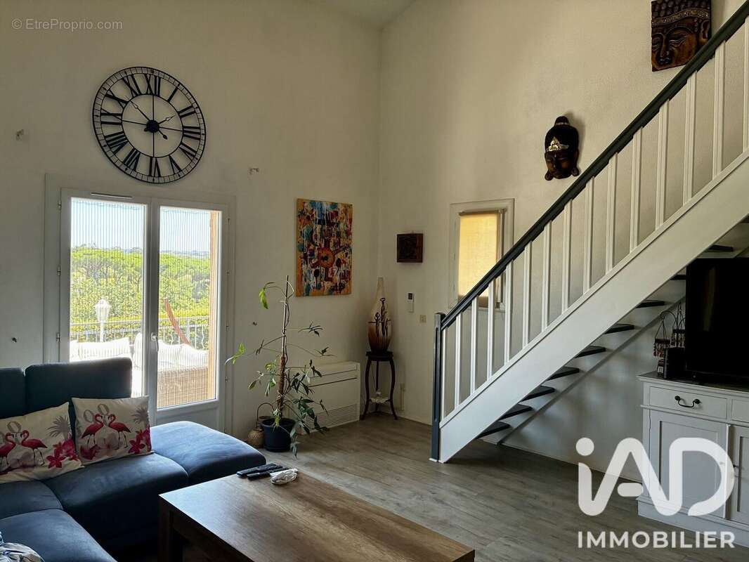 Maison 100 m² à Frejus  - photo 2