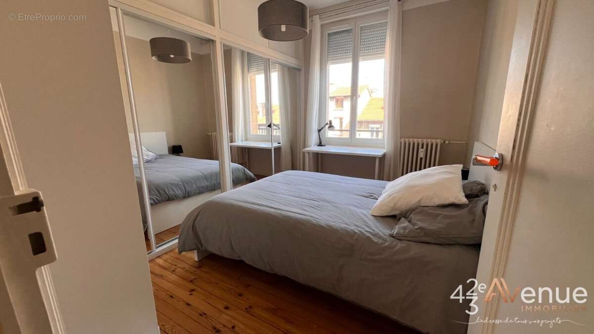 Appartement à SAINT-ETIENNE