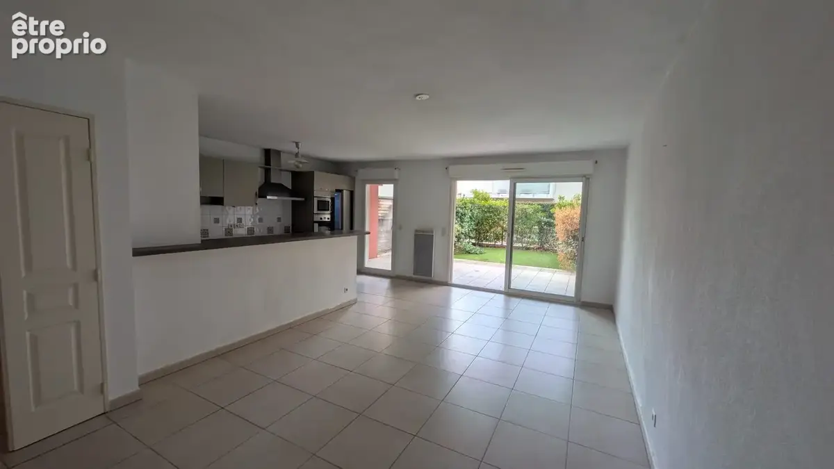 Appartement 3 pièces 73 m² à vendre à Frejus (83600) - photo 2