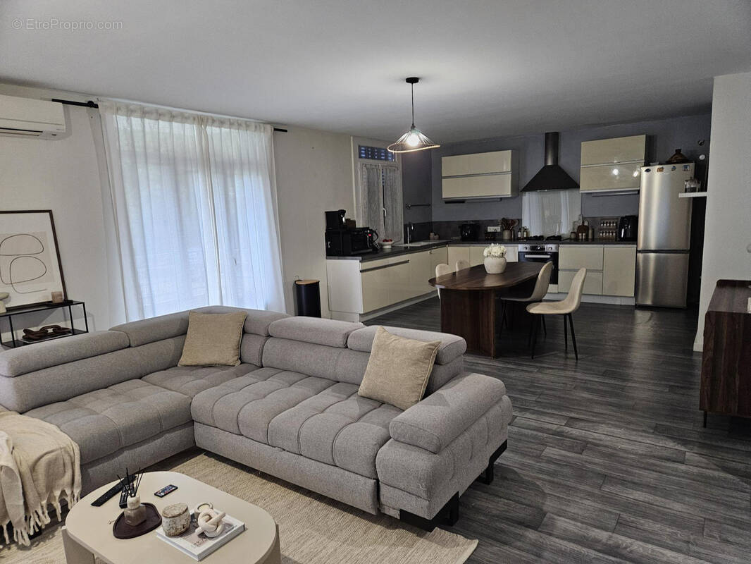 Appartement à PONT-SAINT-ESPRIT