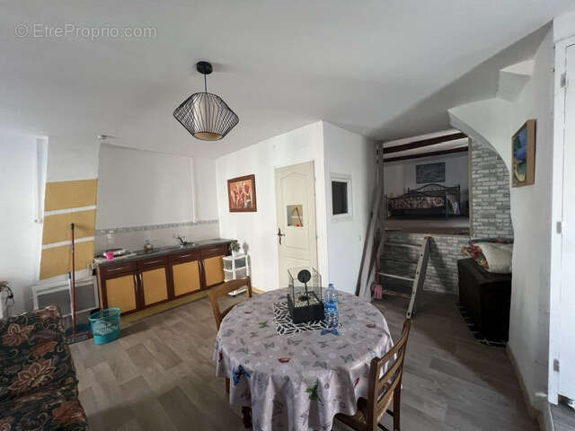 Maison à LEZIGNAN-CORBIERES