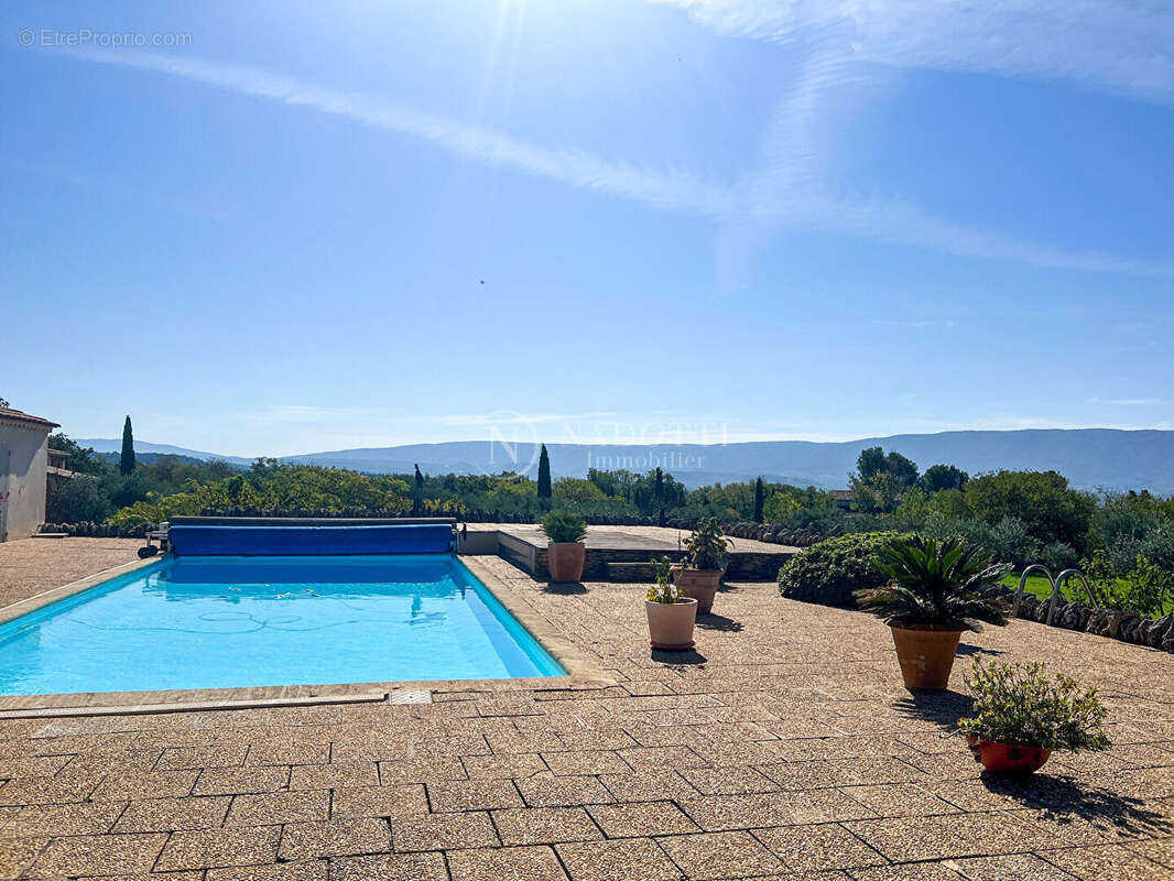 Maison à CABRIERES-D'AVIGNON